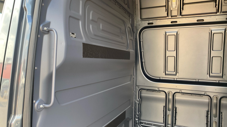 Mercedes-Benz Sprinter 315Cdi L2 Diesel Rwd 3.5t H2 Select Van